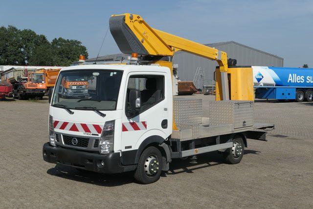 Nissan 32.12 4x2, 11m Arbeitshühe, Klima, 3x am Lager - مصاعد الازدهار محمولة على شاحنة, الشاحنات الصغيرة: صور 4 Nissan 32.12 4x2, 11m Arbeitshühe, Klima, 3x am Lager - مصاعد الازدهار محمولة على شاحنة, الشاحنات الصغيرة: صور 4