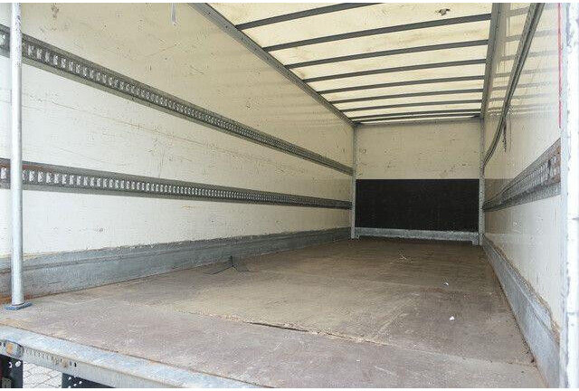 Renault Midlum 220 4x2, LBW, AHK, 7.200mm lang, Klima - بصندوق مغلق شاحنة: صور 4 Renault Midlum 220 4x2, LBW, AHK, 7.200mm lang, Klima - بصندوق مغلق شاحنة: صور 4