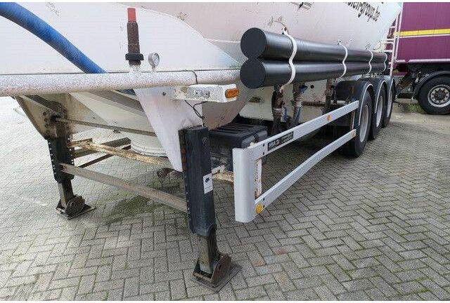 SPITZER SF 2737 PI, Zement, 37m³, Alu-Felgen, 1 Kammer - نصف مقطورة صهريج: صور 4 SPITZER SF 2737 PI, Zement, 37m³, Alu-Felgen, 1 Kammer - نصف مقطورة صهريج: صور 4