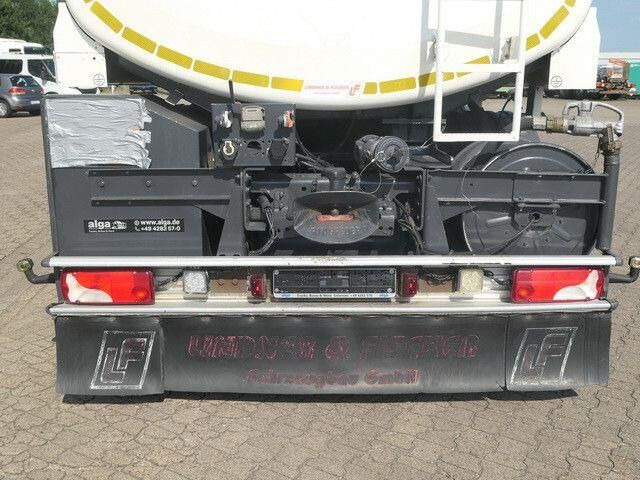 Scania P 320 6x2, Lindner & Fischer, 19m³, 3 Kammern - شاحنة صهريج: صور 4 Scania P 320 6x2, Lindner & Fischer, 19m³, 3 Kammern - شاحنة صهريج: صور 4