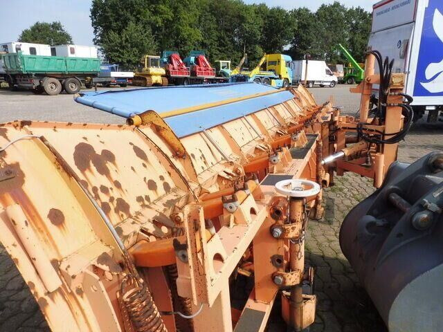 Schmidt Schneeflug 11 F 10.3 - كاسحة ثلوج: صور 4 Schmidt Schneeflug 11 F 10.3 - كاسحة ثلوج: صور 4