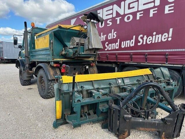 Unimog U 1400 4x4,Winterdienst,Schneeschild,Salzstreuer - آلات البناء: صور 3 Unimog U 1400 4x4,Winterdienst,Schneeschild,Salzstreuer - آلات البناء: صور 3