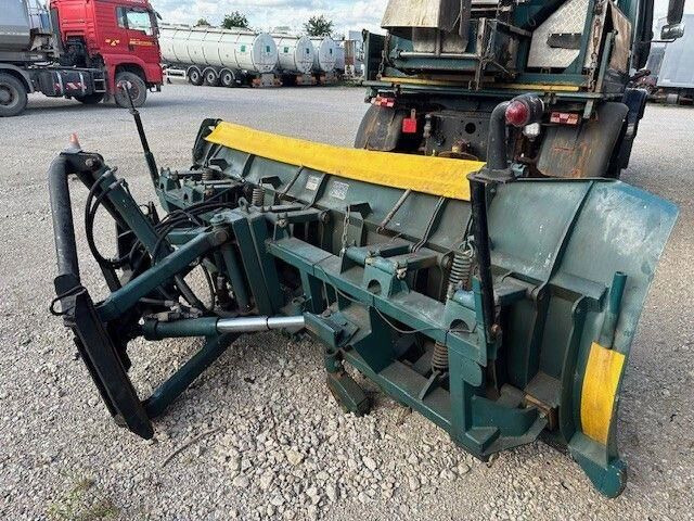 Unimog U 1400 4x4,Winterdienst,Schneeschild,Salzstreuer - آلات البناء: صور 5 Unimog U 1400 4x4,Winterdienst,Schneeschild,Salzstreuer - آلات البناء: صور 5