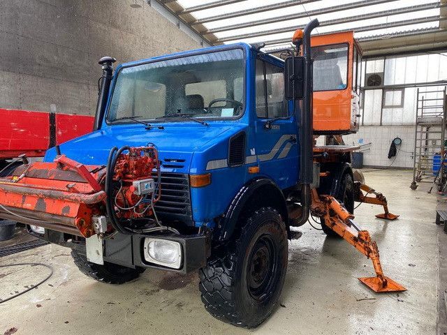 Unimog U 1450 4x4, Kran, Seilwinde  إيجار Unimog U 1450 4x4, Kran, Seilwinde: صور 8