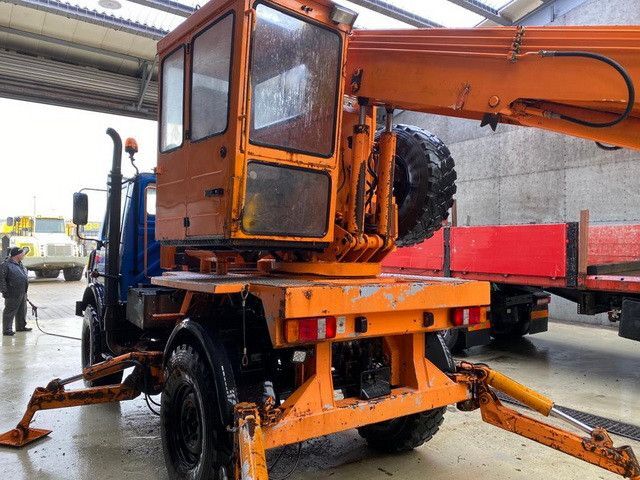 Unimog U 1450 4x4, Kran, Seilwinde  إيجار Unimog U 1450 4x4, Kran, Seilwinde: صور 7