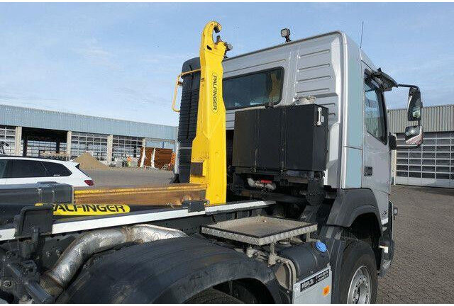 Volvo FMX 540 8x4, Palfinger T26M11, Liftachse, Klima - شاحنة ذات الخطاف: صور 5 Volvo FMX 540 8x4, Palfinger T26M11, Liftachse, Klima - شاحنة ذات الخطاف: صور 5