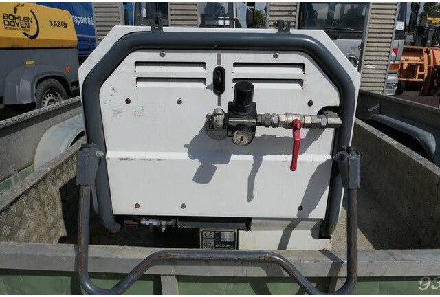 Elmag Rotair Kompressor, Honda, 8bar, Wie Neu - ضاغط الهواء: صور 4 Elmag Rotair Kompressor, Honda, 8bar, Wie Neu - ضاغط الهواء: صور 4