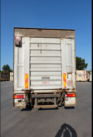 Camion IVECO EUROCARGO - شاحنة القمامة: صور 4 Camion IVECO EUROCARGO - شاحنة القمامة: صور 4