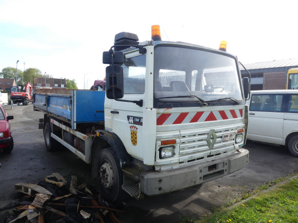 Camion benne basculante Renault 40 ABE 4 (2006-329.446 km) - قلابات: صور 2 Camion benne basculante Renault 40 ABE 4 (2006-329.446 km) - قلابات: صور 2