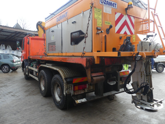 Camion porte container avec grue DAF AT75PE (2005-256.718 km) - شاحنات الحاويات / جسم علوي قابل للتغيير شاحنة: صور 4 Camion porte container avec grue DAF AT75PE (2005-256.718 km) - شاحنات الحاويات / جسم علوي قابل للتغيير شاحنة: صور 4
