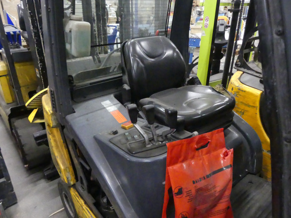 Chariot élévateur au gaz Jungheinrich TFG20AK - رافعة شوكية: صور 3 Chariot élévateur au gaz Jungheinrich TFG20AK - رافعة شوكية: صور 3