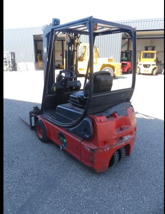 Chariot élévateur électrique Fenwick-Linde E 14-02 - رافعة شوكية كهربائية: صور 3 Chariot élévateur électrique Fenwick-Linde E 14-02 - رافعة شوكية كهربائية: صور 3