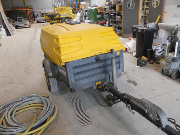 Compresseur tractable Atlas Copco XAS97DD PE - ضاغط الهواء: صور 5 Compresseur tractable Atlas Copco XAS97DD PE - ضاغط الهواء: صور 5