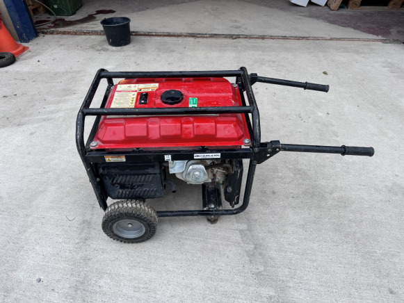 Groupe électrogène Genermore G5000D-A - مجموعة المولدات: صور 3 Groupe électrogène Genermore G5000D-A - مجموعة المولدات: صور 3