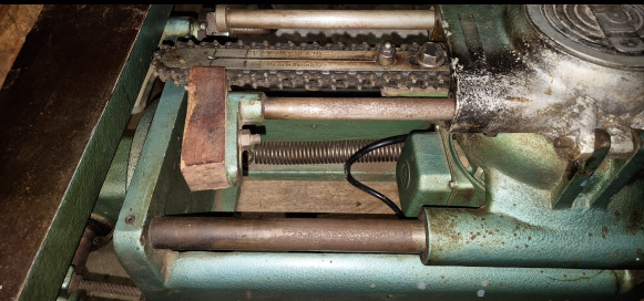 Mortaiseuse RAPID – en parfait état de fonctionnement - آلة النجارة: صور 5 Mortaiseuse RAPID – en parfait état de fonctionnement - آلة النجارة: صور 5