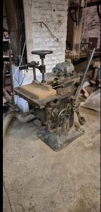 Mortaiseuse à mèche CH DEBELDER – machine ancienne motorisée, robuste - آلة النجارة: صور 1 Mortaiseuse à mèche CH DEBELDER – machine ancienne motorisée, robuste - آلة النجارة: صور 1