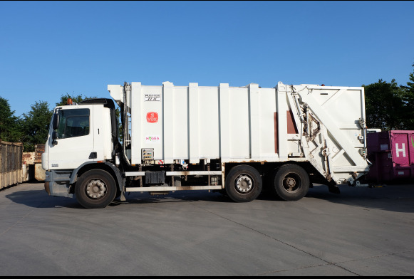 REF : 1 - Camion poubelle DAF CF75 - شاحنة القمامة: صور 2 REF : 1 - Camion poubelle DAF CF75 - شاحنة القمامة: صور 2