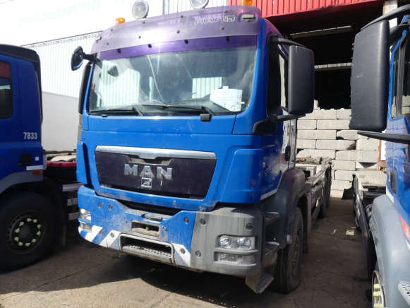 REF:1309 - Camion porte-container MAN 28S (2009-572.532 km) - شاحنة ذات الخطاف: صور 1 REF:1309 - Camion porte-container MAN 28S (2009-572.532 km) - شاحنة ذات الخطاف: صور 1