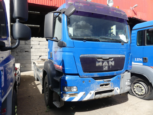 REF:1309 - Camion porte-container MAN 28S (2009-572.532 km) - شاحنة ذات الخطاف: صور 2 REF:1309 - Camion porte-container MAN 28S (2009-572.532 km) - شاحنة ذات الخطاف: صور 2