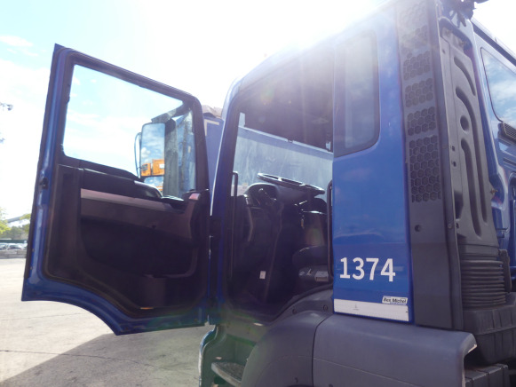 REF:1374 - Camion porte-container MAN TGS (2014-568.806 km) - شاحنة ذات الخطاف: صور 5 REF:1374 - Camion porte-container MAN TGS (2014-568.806 km) - شاحنة ذات الخطاف: صور 5