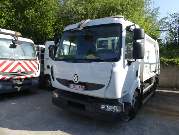 REF:1380 - Camion poubelle Renault Midlum 180DXI (2011-183.874 km) - شاحنة القمامة: صور 1 REF:1380 - Camion poubelle Renault Midlum 180DXI (2011-183.874 km) - شاحنة القمامة: صور 1