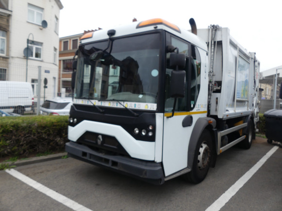 REF:1444 - Camion poubelle Renault Access (2013-185.358 km) (VIN:SEG1930BL5BD17234) - شاحنة القمامة: صور 1 REF:1444 - Camion poubelle Renault Access (2013-185.358 km) (VIN:SEG1930BL5BD17234) - شاحنة القمامة: صور 1