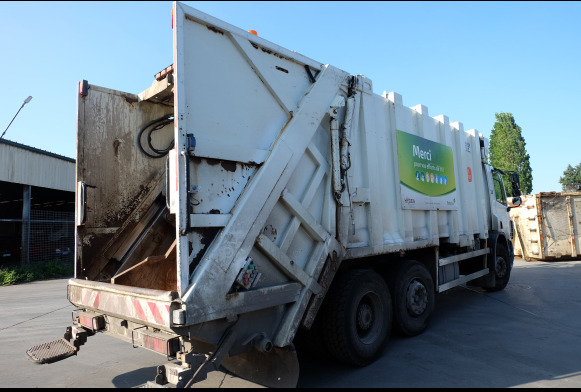 REF : 34 - Camion poubelle DAF CF75 - شاحنة القمامة: صور 5 REF : 34 - Camion poubelle DAF CF75 - شاحنة القمامة: صور 5