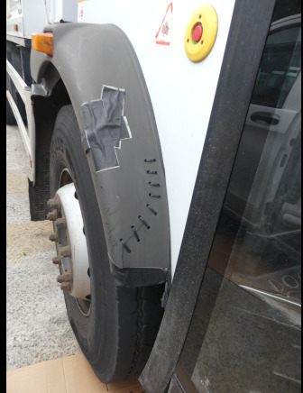 REF:62481 - Camion poubelle Renault Access (2014-281.264 km) (VIN: SEG1930BL5BD17884) - شاحنة القمامة: صور 4 REF:62481 - Camion poubelle Renault Access (2014-281.264 km) (VIN: SEG1930BL5BD17884) - شاحنة القمامة: صور 4