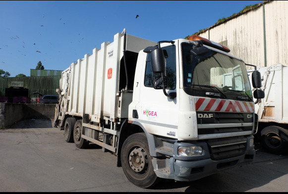 REF : 7 - Camion poubelle DAF CF75 - شاحنة القمامة: صور 1 REF : 7 - Camion poubelle DAF CF75 - شاحنة القمامة: صور 1
