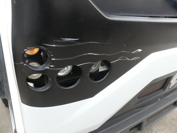 REF:7424 - Camion poubelle Renault Access (VIN:SEG2630HL5BC16697) - شاحنة القمامة: صور 4 REF:7424 - Camion poubelle Renault Access (VIN:SEG2630HL5BC16697) - شاحنة القمامة: صور 4