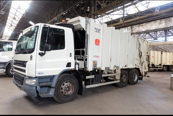 REF : 8 -Camion Poubelle DAF CF75 - شاحنة القمامة: صور 1 REF : 8 -Camion Poubelle DAF CF75 - شاحنة القمامة: صور 1