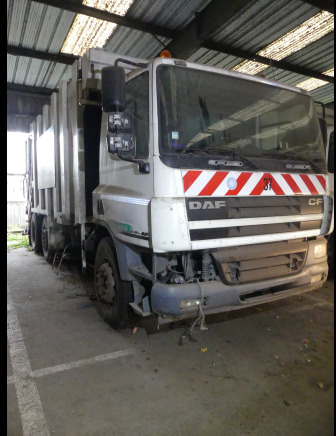 REF:C37 - Camion poubelle (pour pièces) DAF CF75.310 - شاحنة القمامة: صور 2 REF:C37 - Camion poubelle (pour pièces) DAF CF75.310 - شاحنة القمامة: صور 2