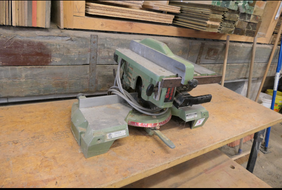 Scie à onglet Omga - آلة النجارة: صور 2 Scie à onglet Omga - آلة النجارة: صور 2