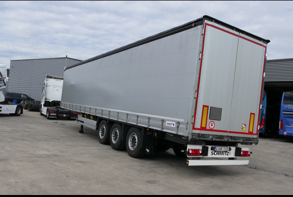 Semi remorque à rideaux coulissants Schmitz Cargobull Plateau bâché et fond prévu pour transport de bobines - الخيمة نصف مقطورة: صور 5 Semi remorque à rideaux coulissants Schmitz Cargobull Plateau bâché et fond prévu pour transport de bobines - الخيمة نصف مقطورة: صور 5