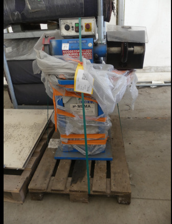 Touret à meuler double tête Aceti Machinne 108 - آلة تصنيع المعادن: صور 1 Touret à meuler double tête Aceti Machinne 108 - آلة تصنيع المعادن: صور 1