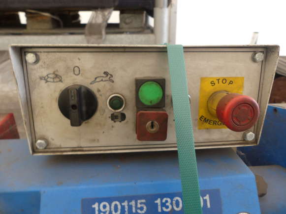 Touret à meuler double tête Aceti Machinne 108 - آلة تصنيع المعادن: صور 5 Touret à meuler double tête Aceti Machinne 108 - آلة تصنيع المعادن: صور 5