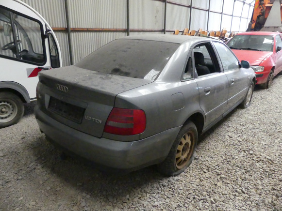 Voiture Audi A4 - سيارة: صور 4 Voiture Audi A4 - سيارة: صور 4