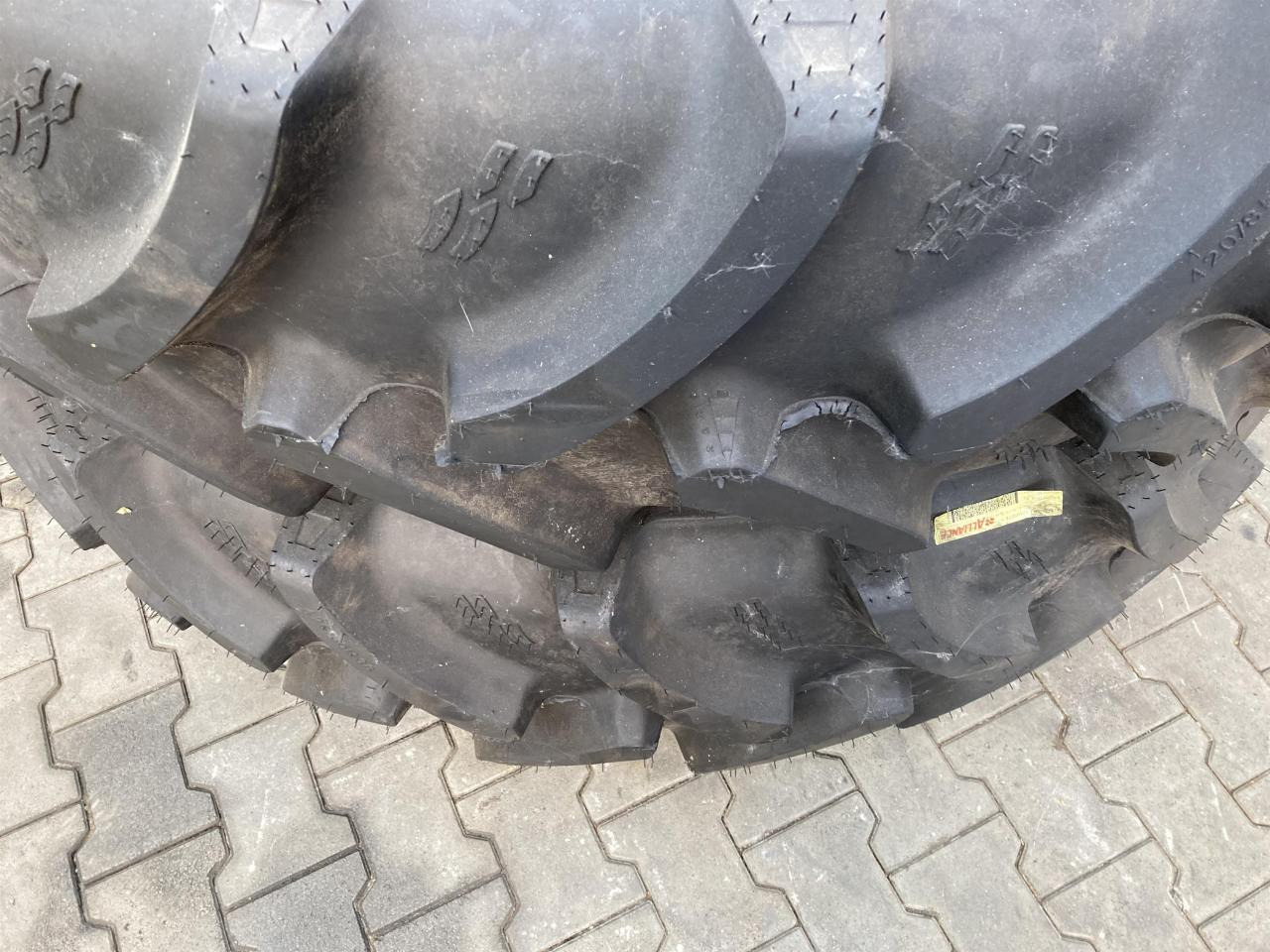 Alliance 420/85R38 - الإطارات - الآلات والماكينات الزراعية: صور 3 Alliance 420/85R38 - الإطارات - الآلات والماكينات الزراعية: صور 3