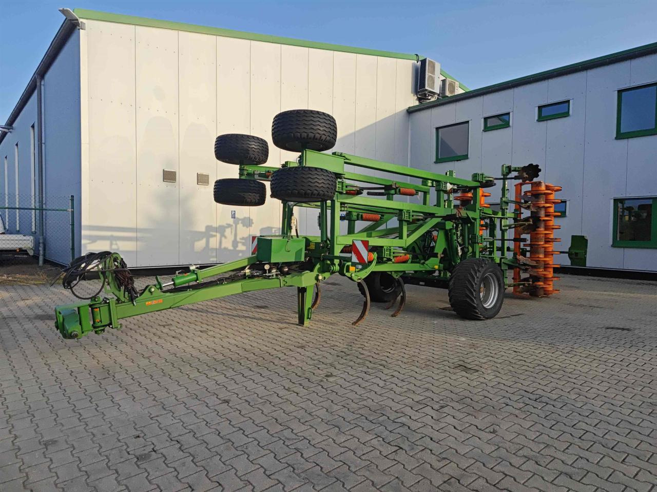 Amazone Cenius 5003-2TX - مسلفة: صور 1 Amazone Cenius 5003-2TX - مسلفة: صور 1