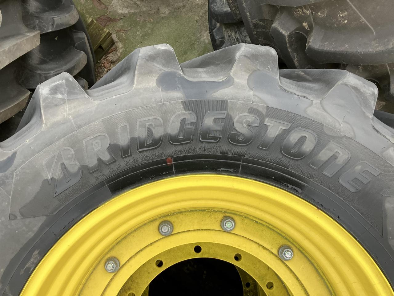 Bridgestone 600/65R34 - الإطارات - الآلات والماكينات الزراعية: صور 5 Bridgestone 600/65R34 - الإطارات - الآلات والماكينات الزراعية: صور 5