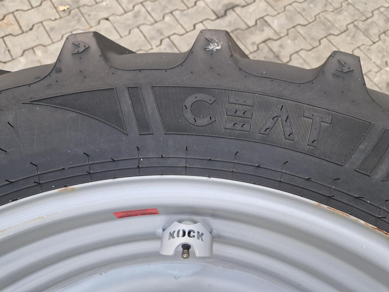 CEAT 340/85R48 - الإطارات - الآلات والماكينات الزراعية: صور 3 CEAT 340/85R48 - الإطارات - الآلات والماكينات الزراعية: صور 3