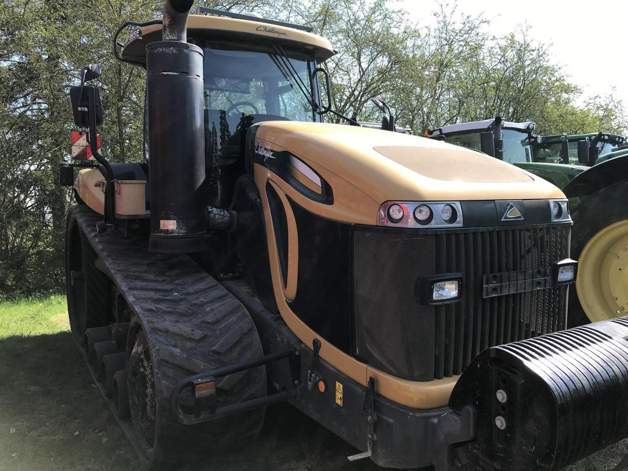 Challenger MT865E - جرار مجنزر: صور 2 Challenger MT865E - جرار مجنزر: صور 2