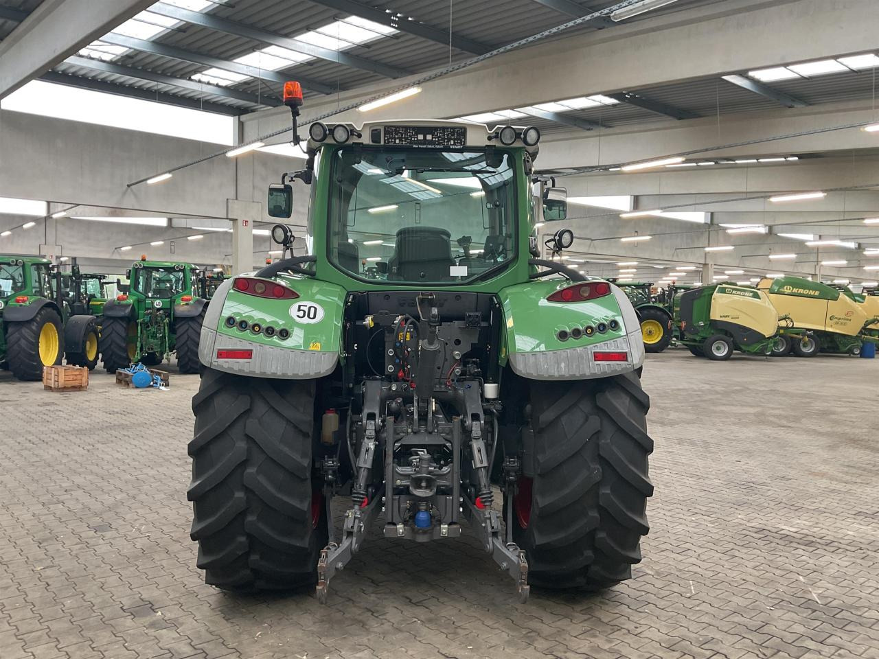 Fendt 718 Vario Profi - جرار: صور 5 Fendt 718 Vario Profi - جرار: صور 5