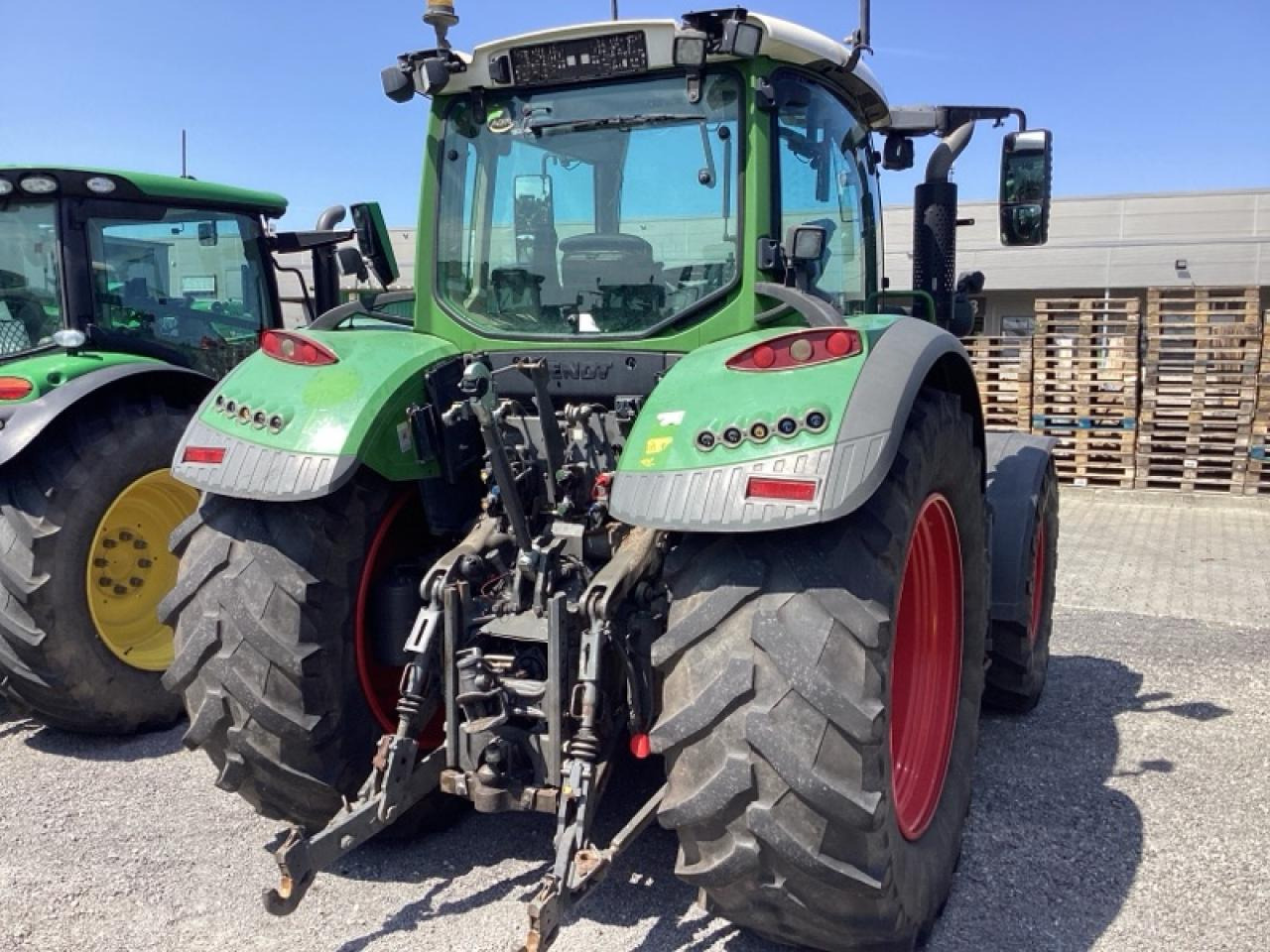 Fendt 720 Vario Profi Plus - جرار: صور 3 Fendt 720 Vario Profi Plus - جرار: صور 3