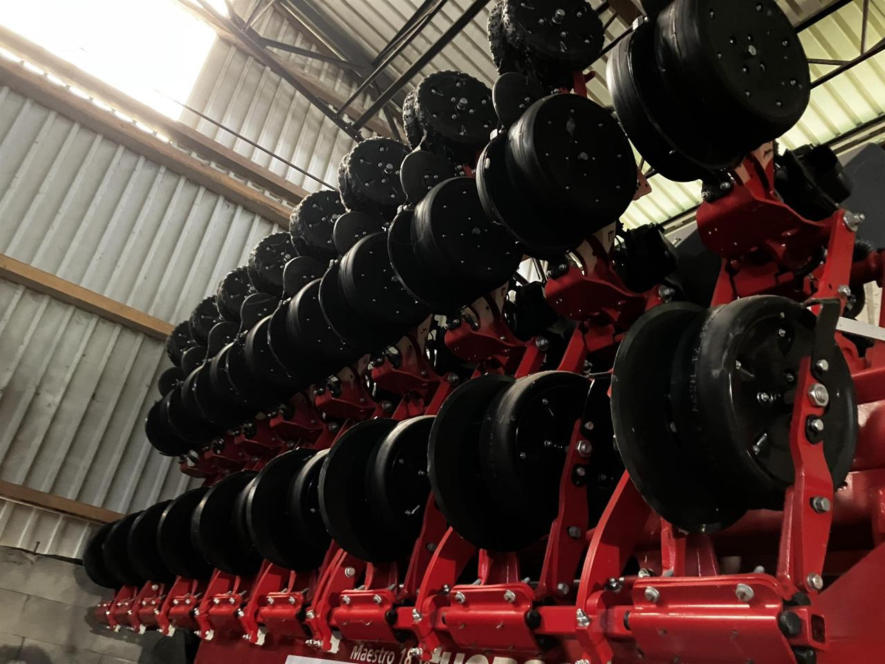 Horsch Maestro 18 SX - وضع البذور فى خطوط: صور 5 Horsch Maestro 18 SX - وضع البذور فى خطوط: صور 5