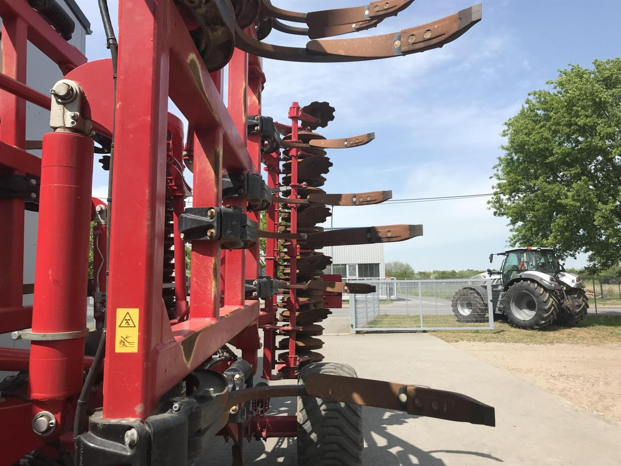 Horsch Terrano 6.4 GX - مسلفة: صور 4 Horsch Terrano 6.4 GX - مسلفة: صور 4