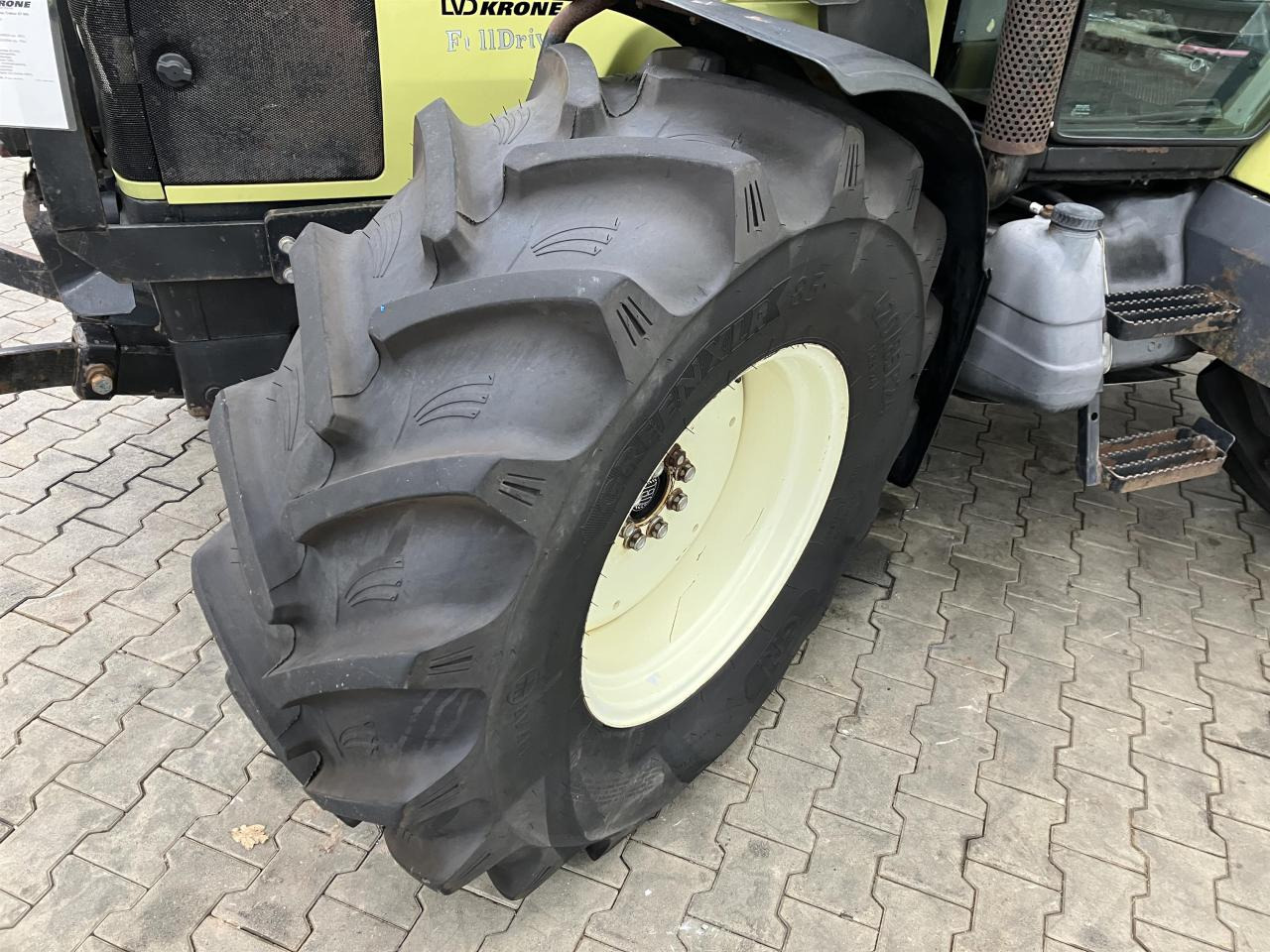 Hürlimann XT 909 - جرار: صور 2 Hürlimann XT 909 - جرار: صور 2
