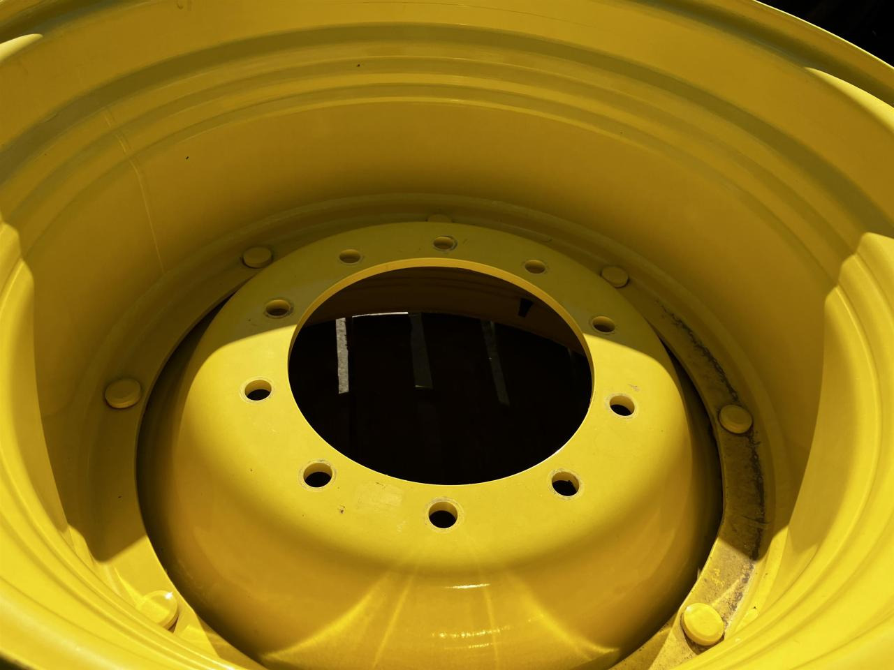 John Deere 20x30 - الإطارات - الآلات والماكينات الزراعية: صور 2 John Deere 20x30 - الإطارات - الآلات والماكينات الزراعية: صور 2