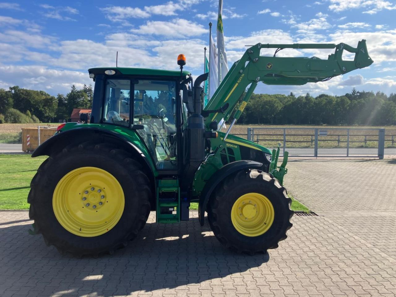 John Deere 6120M - جرار: صور 2 John Deere 6120M - جرار: صور 2