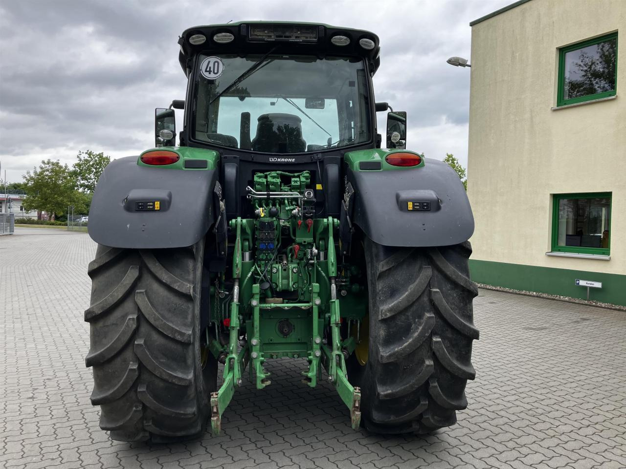 John Deere 6215R - جرار: صور 5 John Deere 6215R - جرار: صور 5